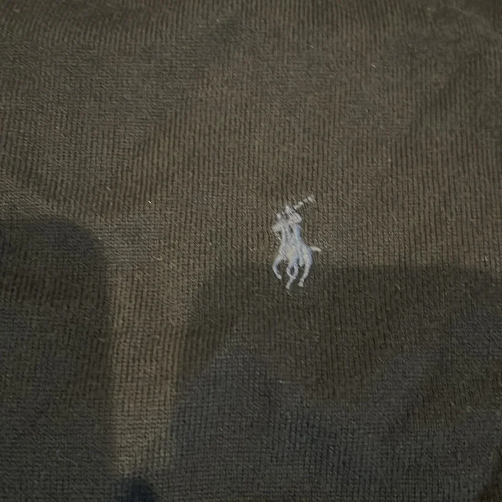 MENS V NECK POLO SWEATER